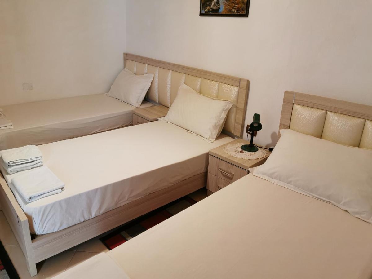 Tomor Shehu Guest House Berat Kültér fotó